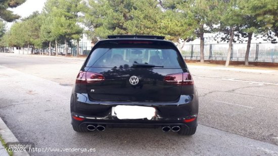 Volkswagen Golf R 2.0 TSI 300CV de 2015 con 128.000 Km por 23.400 EUR. en Madrid