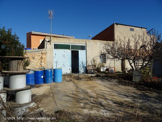 VENTA DE TERRENO URBANO EN  HONDÓN DE LAS NIEVES - ALICANTE