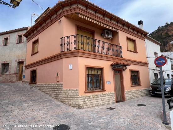  EXCLUSIVA, INTERESANTE CASA DE PUEBLO EN OLOCAU EN PERFECTO ESTADO - VALENCIA 