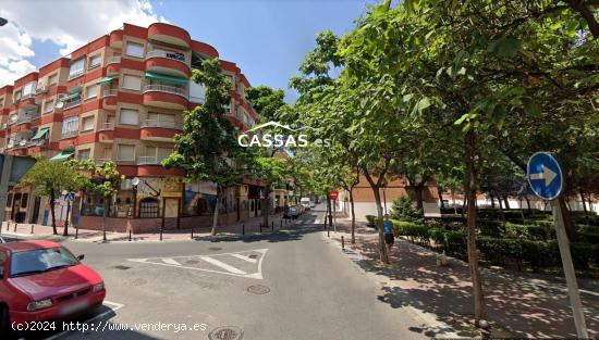 ZONA CENTRO junto a la Plaza Mayor, DUPLEX - 3 habitaciones, 2 baños y aseo. Seminuevo. - MADRID