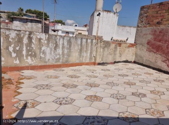 Casa en Oliva en dos plantas calle San Jacinto. - VALENCIA