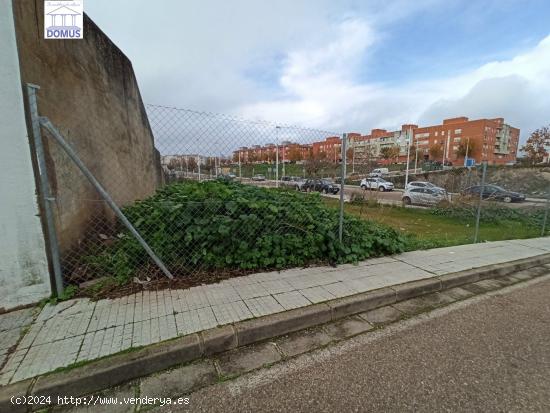 Terreno en la zona de la corchera - BADAJOZ