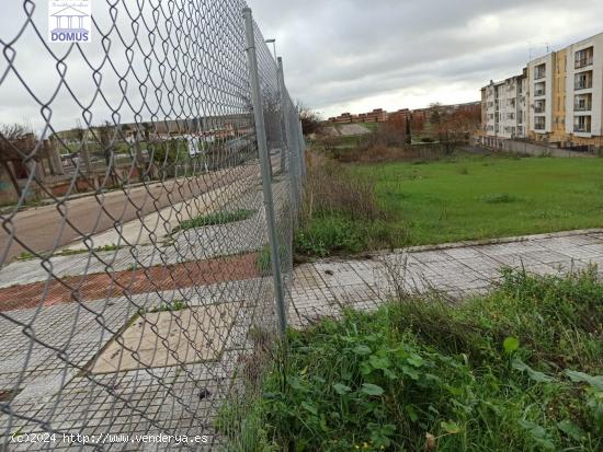  Terreno en la zona de la corchera - BADAJOZ 