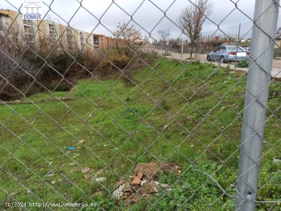 Terreno en la zona de la corchera - BADAJOZ