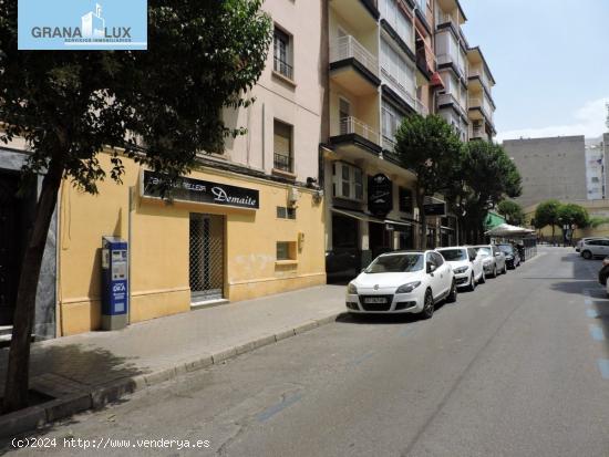 Local comercial en Martinez de la Rosa - GRANADA