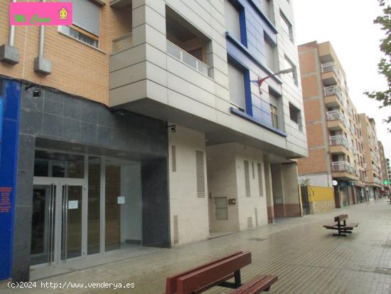 SI QUIERES MONTAR UN NEGOCIO AQUÍ TIENES TU LOCAL EN ZONA PRIVILEGIADA DE CALATAYUD - ZARAGOZA