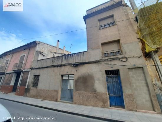 Casa antigua en el centro de Villena - ALICANTE