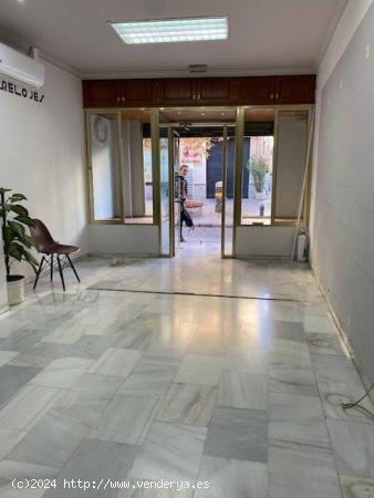 OPORTUNIDAD DE LOCAL COMERCIAL - SAN ANTON - GRANADA