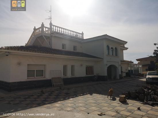 Casa con terreno y nave con oficinas en urbanización Coblanca en la Nucia en terrerno urbano - ALIC