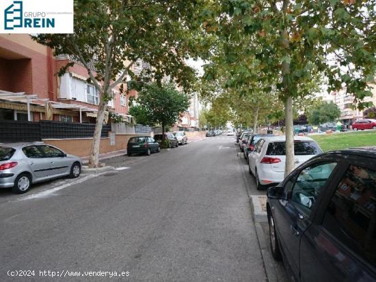 LOCAL COMERCIAL EN BRUTO EN ZONA RESIDENCIAL DE PARLA. 385 m2, MADRID. - MADRID