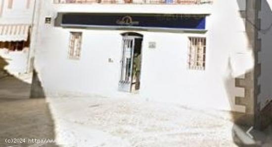  Urbis te ofrece un local comercial en venta en San Esteban de la Sierra, Salamanca. - SALAMANCA 