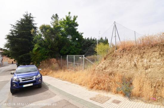  Urbis te ofrece un suelo urbano en venta en San Cristóbal de la Cuesta, Salamanca. - SALAMANCA 