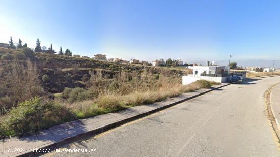 Terreno urbano en venta en La Zubia - Calle Cubillas - GRANADA