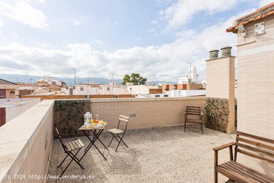 Ático seminuevo con amplia terraza . Zona el Carmen. - MURCIA