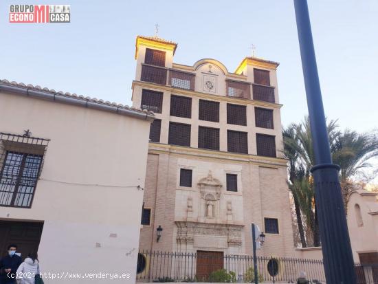 VENTA DE INMUEBLE FRENTE TEATRO ROMEA - MURCIA