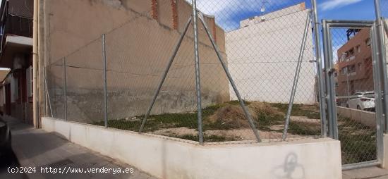 SOLAR EN ESQUINA EDIFICABLE EN SAN AGUSTÍN - ALICANTE