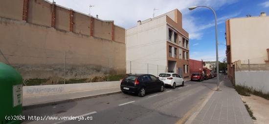 SOLAR EN ESQUINA EDIFICABLE EN SAN AGUSTÍN - ALICANTE