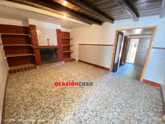  CASA CON TEJADO NUEVO A LA VENTA - CORDOBA 