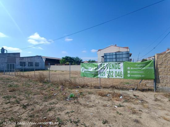  TERRENO URBANO EN EL CENTRO DE YUNCOS - TOLEDO 