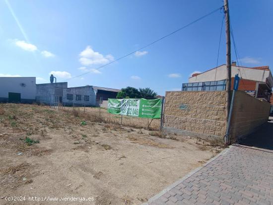 TERRENO URBANO EN EL CENTRO DE YUNCOS - TOLEDO