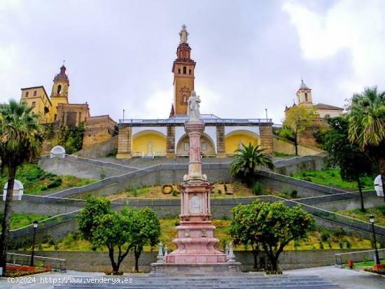 CASA EN BARRIO BAJO DE SAN JUAN - SEVILLA