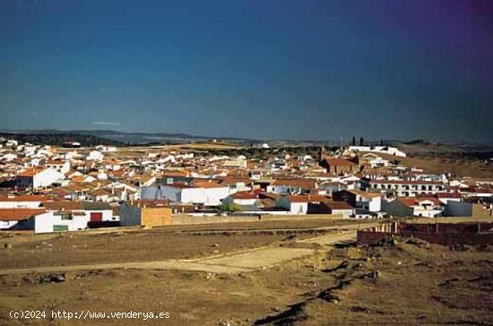 SE VENDE SOLAR PARA EDIFICAR EN BADAJOZ - BADAJOZ