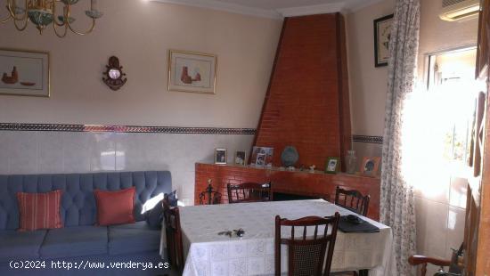 VENTA DE PARCELA CON CASA - SEVILLA