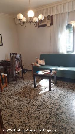  Se vende piso en San Jerónimo - SEVILLA 