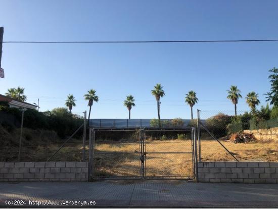 TERRENO URBANO DE 1083 M2 EN CONDEQUINTO. - SEVILLA