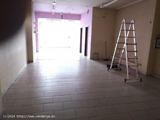 LOCAL EN PLANTA BAJA DE 120 m2 EN TRAVESÍA - PONTEVEDRA