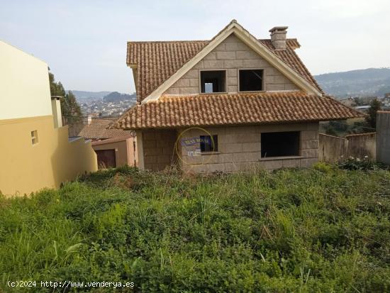 CASA EN CONSTRUCCIÓN - PONTEVEDRA