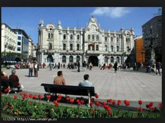 Oficina de alquiler junto al Ayuntamiento de Santander - CANTABRIA