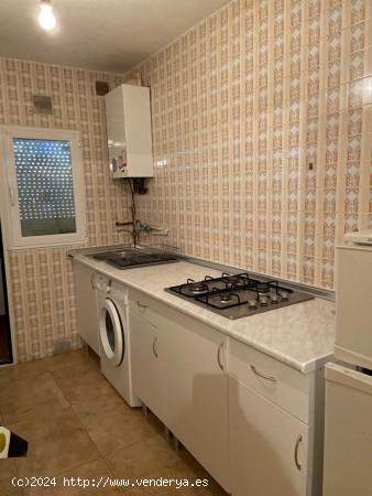 SE VENDE APARTAMENTO REFORMADO EN VALENCIA DE DON JUAN, COCINA, SALÓN, 2 HAB., BAÑO, 2º SIN ASCEN