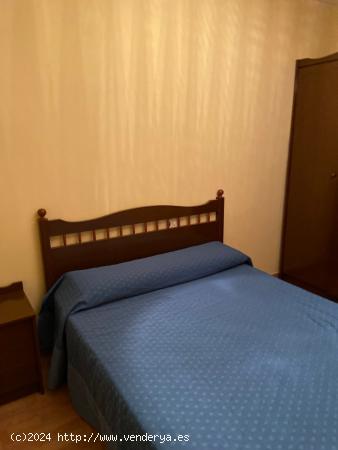 SE VENDE APARTAMENTO REFORMADO EN VALENCIA DE DON JUAN, COCINA, SALÓN, 2 HAB., BAÑO, 2º SIN ASCEN