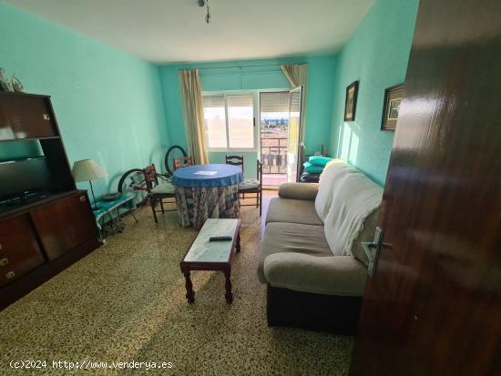  SE VENDE APARTAMENTO AMUEBLADO, 60 M2, COCINA, SALÓN, 2 HAB Y BAÑO. - LEON 