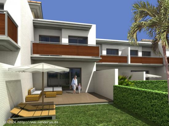 Promoción obra nueva de cinco casas en Miami Playa . Tarragona - TARRAGONA