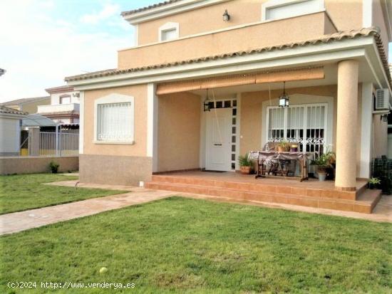 ++CHALET EN DOS ALTURAS, SEMINUEVO CON PARCELA INDEPENDIENTE 150M2 - MURCIA