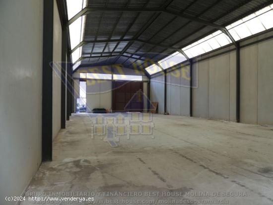 ++disponemos de 4 Naves industriales en Molina de Segura poligono industrial la serreta++ - MURCIA