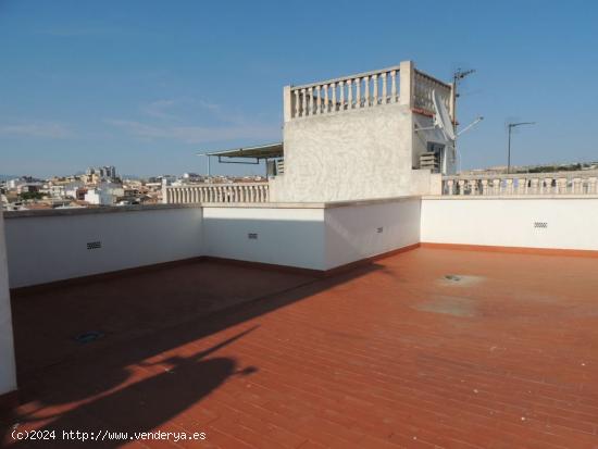 !!!!OCASION!!!! PISO + COCHERA INDEPEN + TERRAZA!!!!!!!EDIFICIO DE 2 PLANTAS Y 2 VECINOS POR PLANTA+