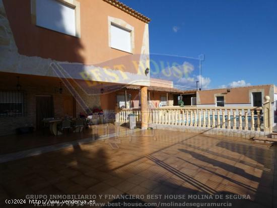 ++Chalet en Molina de Segura zona Huerta,++ 240 m. de superficie, 400 m de parcela++ - MURCIA