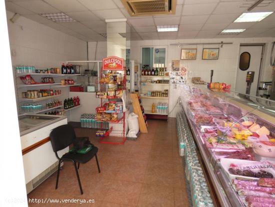 ++OPORTUNIDAD++LOCAL COMERCIAL EN VENTA ACTUALMENTE FUNCIONANDO COMO CARNICERIA+ - MURCIA