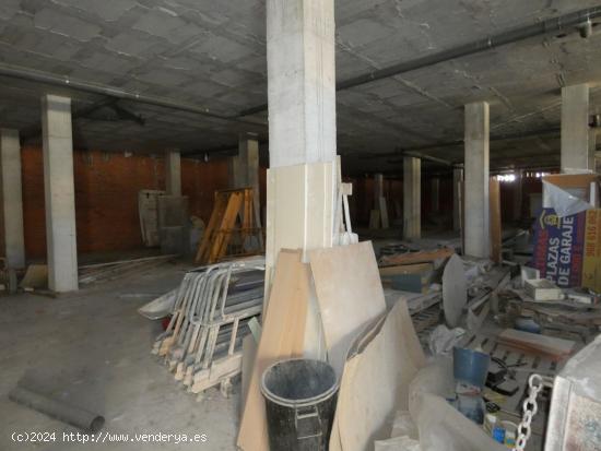 ++Local comercial en Molina de Segura++, 900 m. de superficie, propiedad en construcción. - MURCIA