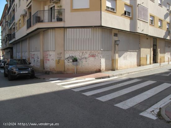 ++se vende local comercial dando a dos calles en esquina en el palmar murcia++ 946m2 - MURCIA