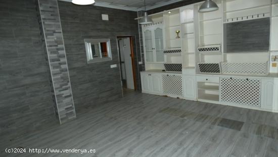 ++Local comercial en  zona Era alta++ 111 m. de superficie - MURCIA