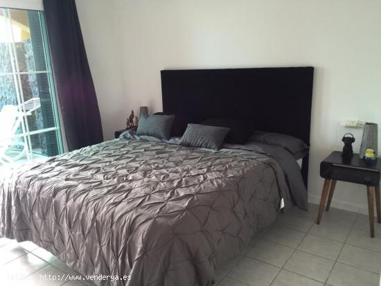 Se vende apartamento de 3 dormitorios y dos baños en Costa del Silencio - SANTA CRUZ DE TENERIFE