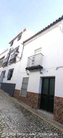 Se Vende en Arroyomolinos de Leon - HUELVA