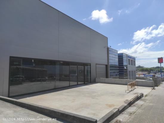 NAVE INDUSTRIAL EN VENTA EN SANTIAGO - A CORUÑA