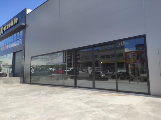 NAVE INDUSTRIAL EN VENTA EN SANTIAGO - A CORUÑA