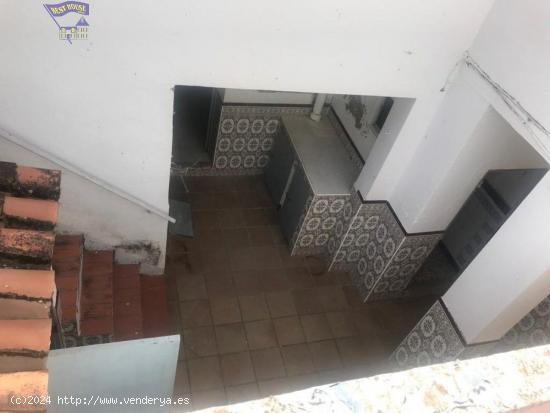  CASA PARA REFORMAR CERCANA AL CENTRO - CADIZ 