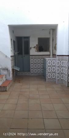 CASA PARA REFORMAR CERCANA AL CENTRO - CADIZ